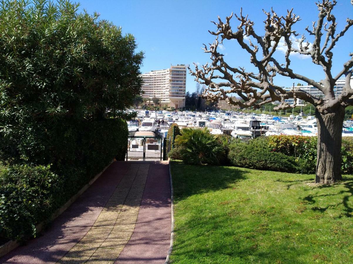 Studio Cannes Marina Манделю-ла-Напул Екстериор снимка